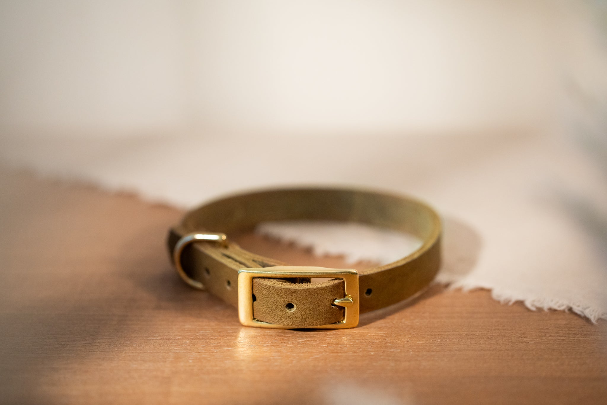 Partnerlook Set - Tova - Oliv Leder PUR - Halsband und Armband