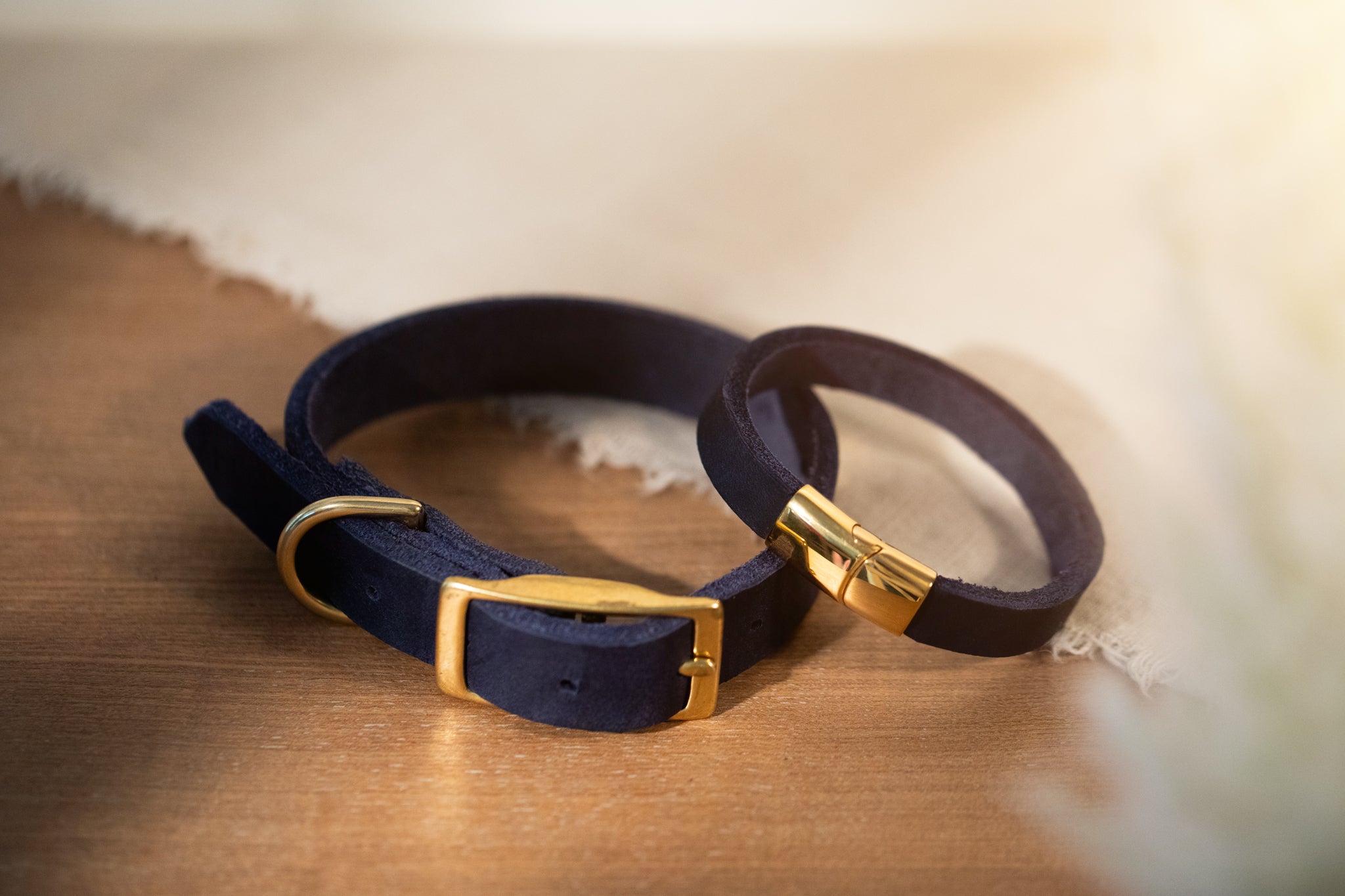 Partnerlook Set - Tova - Marine Leder PUR - Halsband und Armband