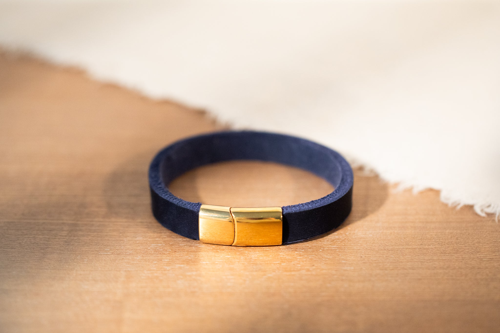 Partnerlook Set - Tova - Marine Leder PUR - Halsband und Armband