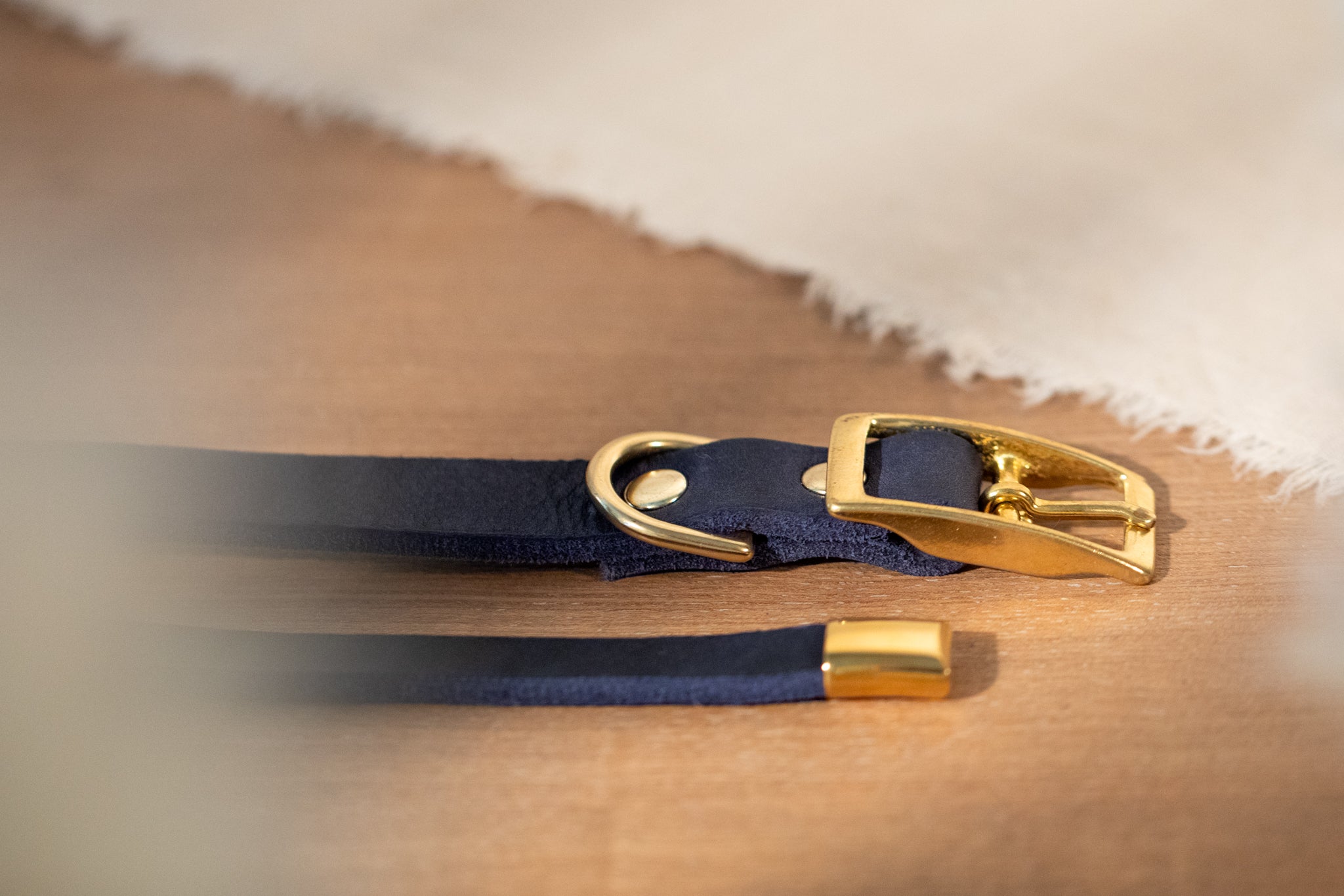 Partnerlook Set - Tova - Marine Leder PUR - Halsband und Armband