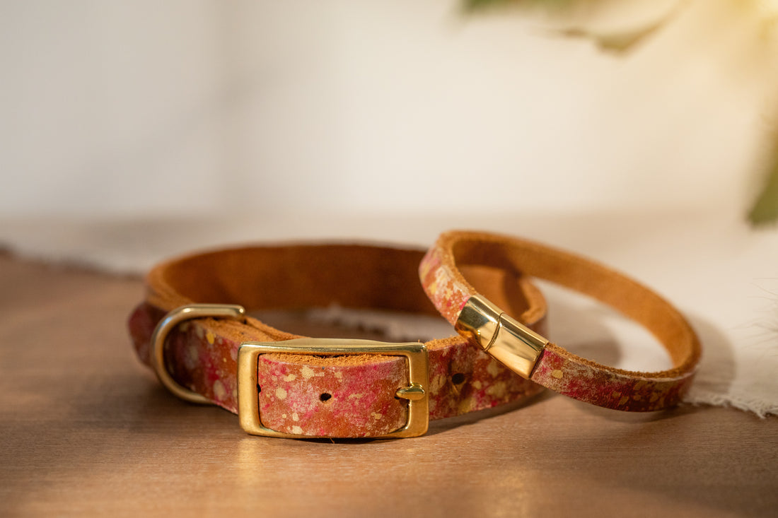 Partnerlook Set - Tillit- Cognac Leder veredelt - Himbeer x gold - Halsband und Armband