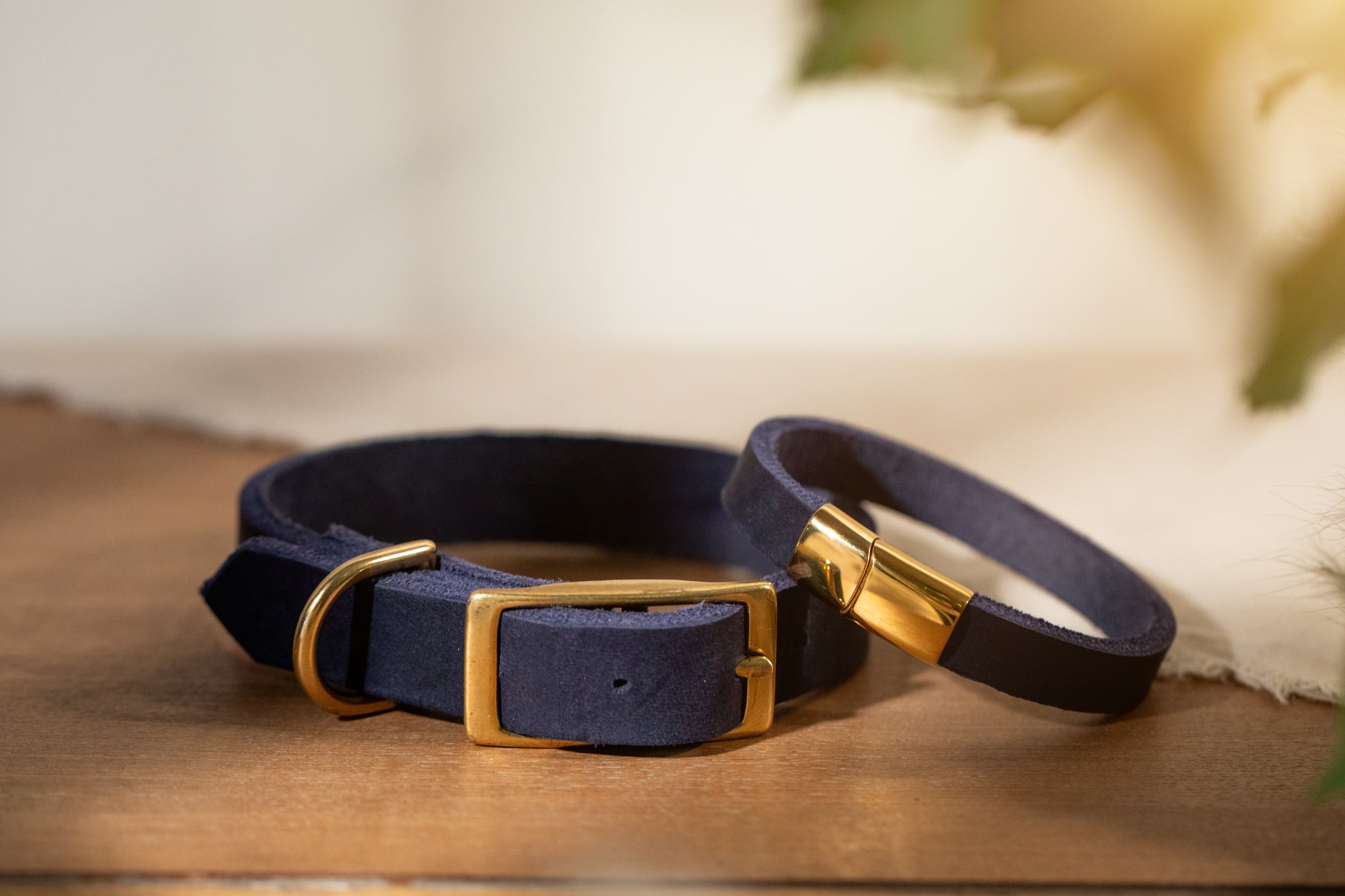 Partnerlook Set - Tova - Marine Leder PUR - Halsband und Armband