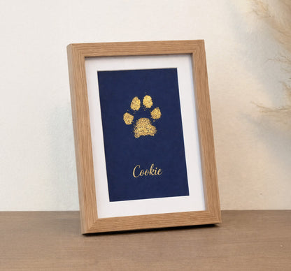 Personalisierter Pfotenabdruck in Gold - gerahmt - Größe S - 20x15cm