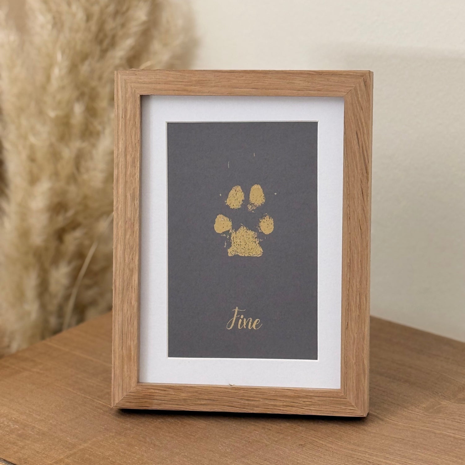 Goldener personalisierter Pfotenabdruck von deinem Hund